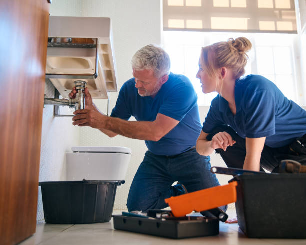 Best Emergency Plumbing Repair  in Saukville, WI